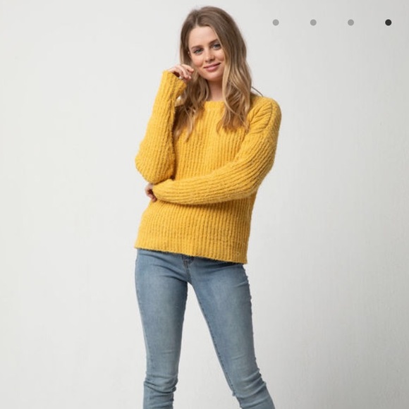 IVY & MAIN Yellow Boyfriend Sweater - Picture 3 of 3